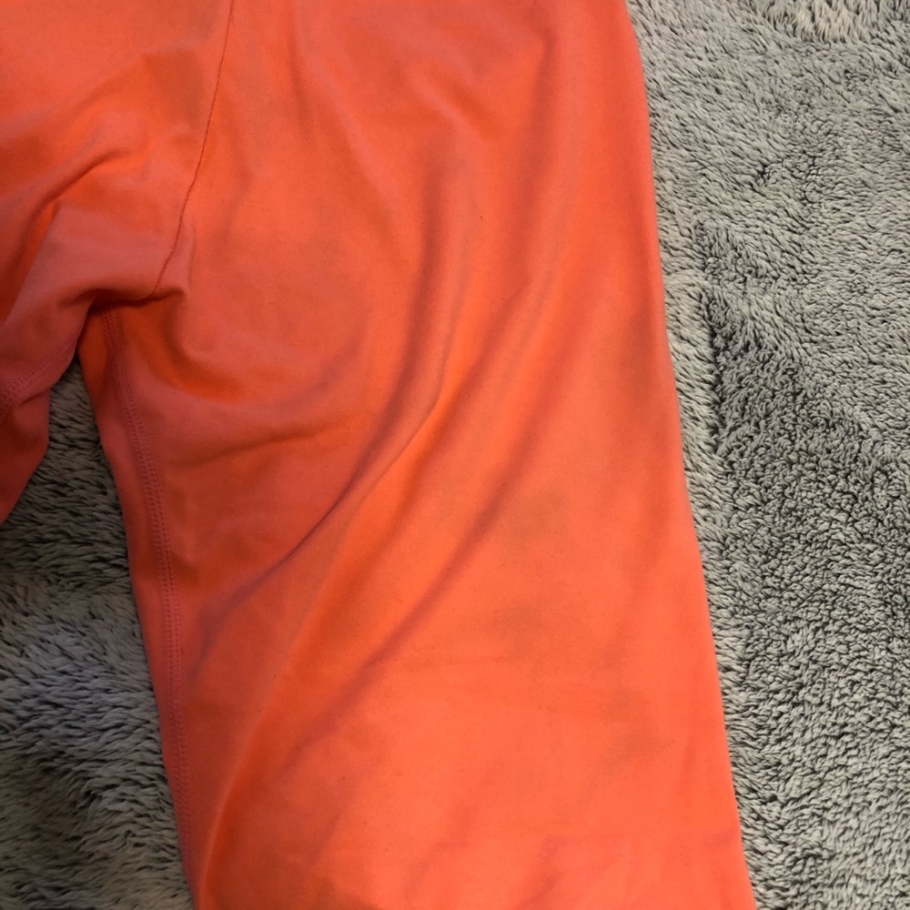 Gymshark Dreamy Peach Coral Leggings - Picture 4 of 7